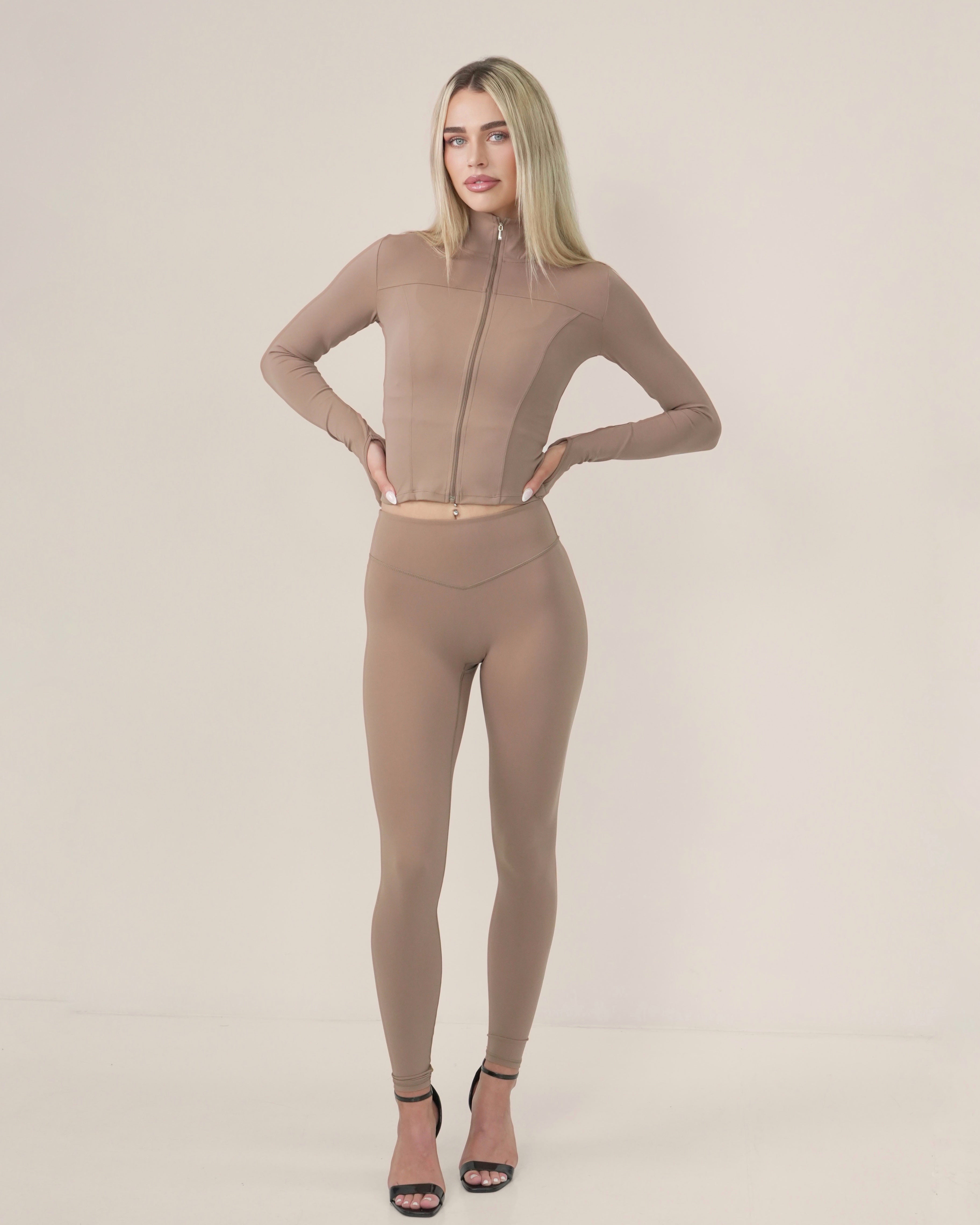 Sculpt Zip Jacket | Latte