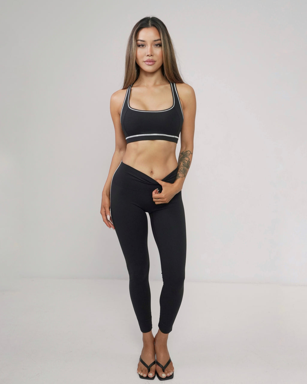 Stitch Contour Crop | Black