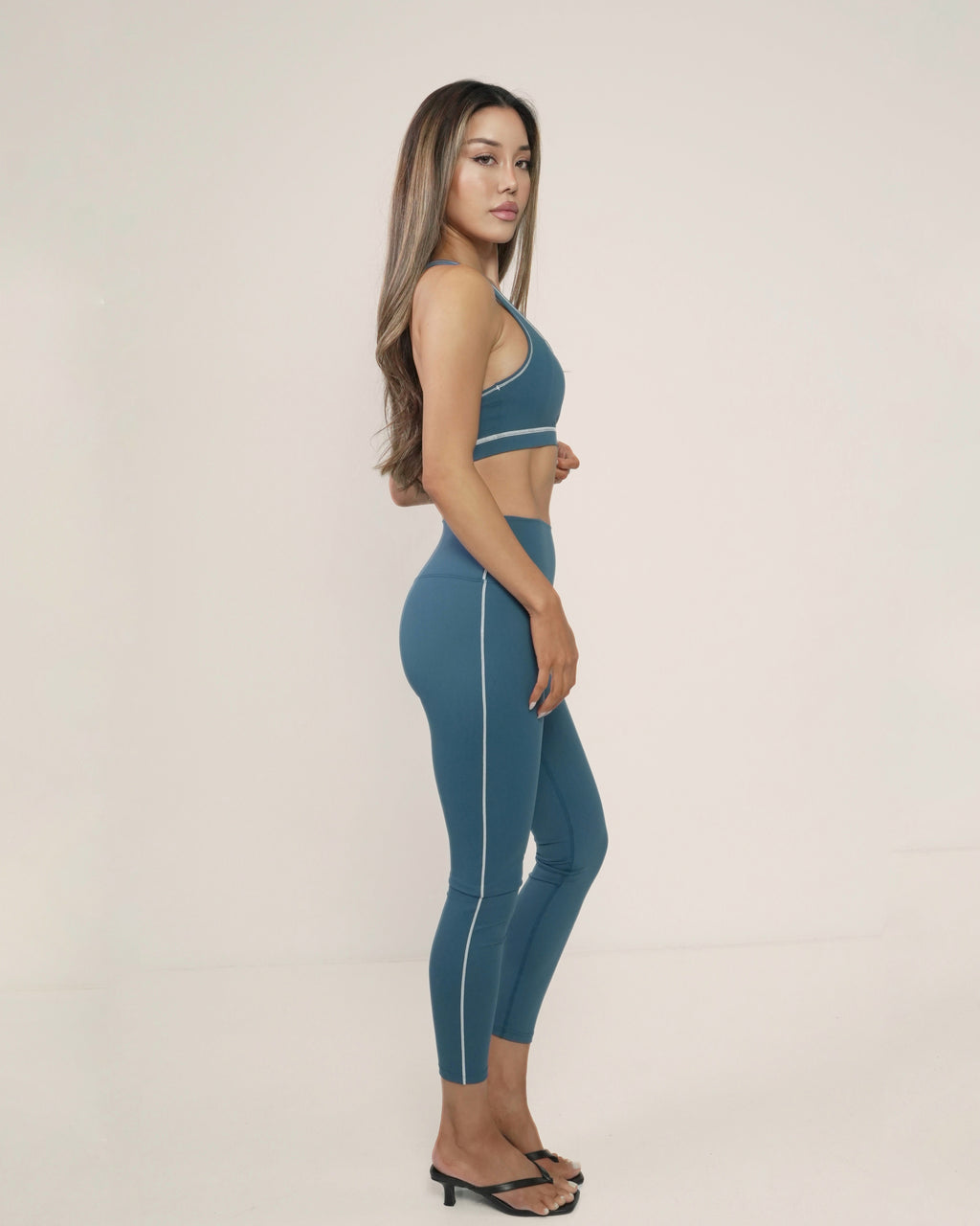 Stitch Contour Crop | Dusty Blue